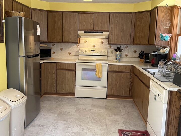 Property Photo:  275 Grafton Turnpike Road  NH 03741 