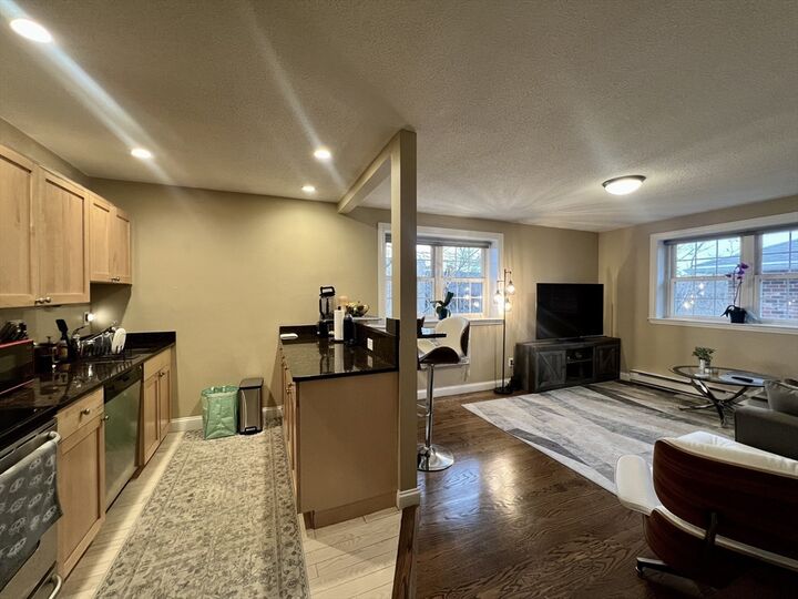 Property Photo:  116 Sycamore St 26  MA 02145 