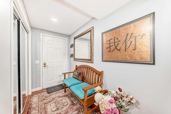 Property Photo:  340 Point McKay Gardens NW  AB T3B 4V8 