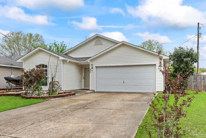 Property Photo:  10502 Senegal Dr  FL 32534 