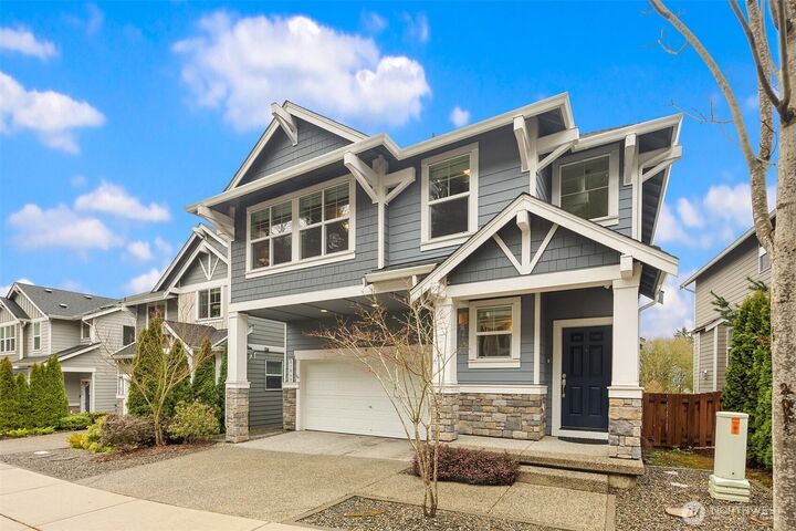 Property Photo:  21048  37th Court S 8  WA 98198 