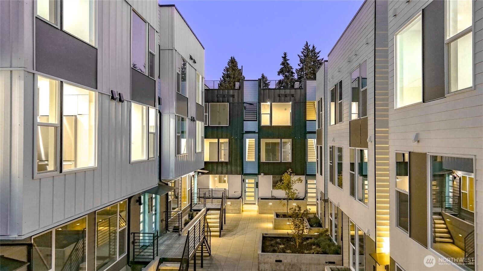 Property Photo:  3510 NE 125th Avenue G  WA 98125 