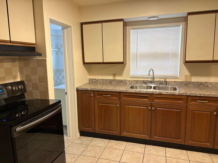 Property Photo: 706 S 17th Street FL 34950