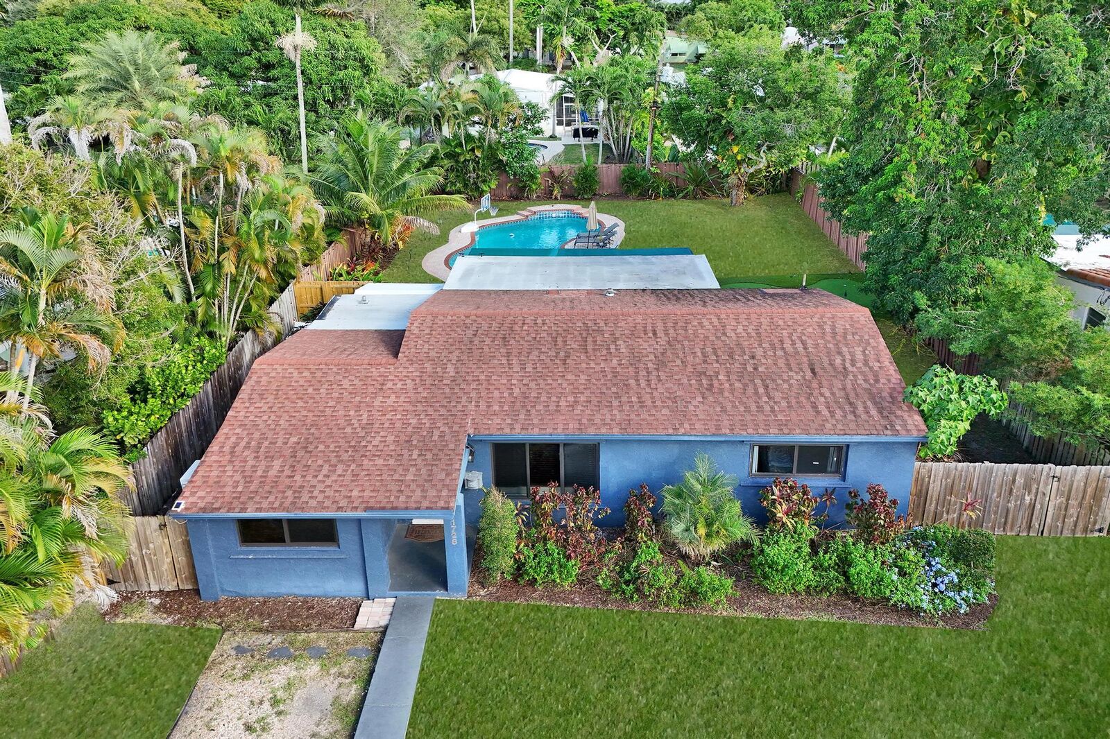 Property Photo:  1728 NE 17th Terrace  FL 33305 