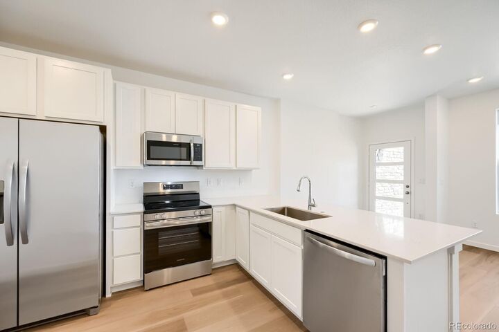 Property Photo:  6838 E 149th Avenue 3  CO 80602 