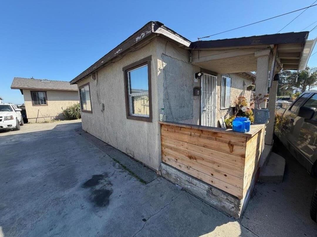 Property Photo:  615 Terrace Street  CA 93905 