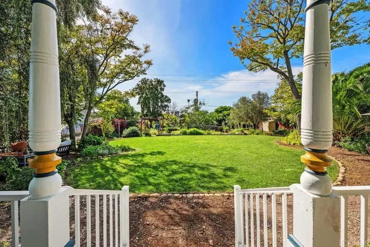Property Photo:  2641 Massachusetts Ave  CA 91945 