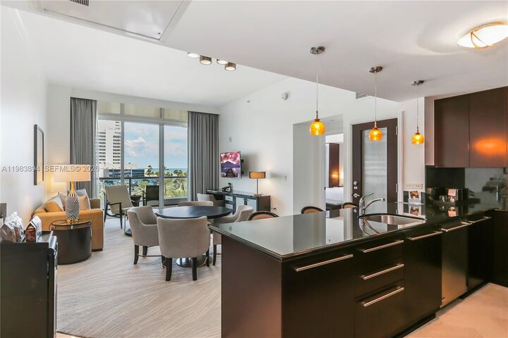 Property Photo:  4391 Collins Ave 506/507  FL 33140 