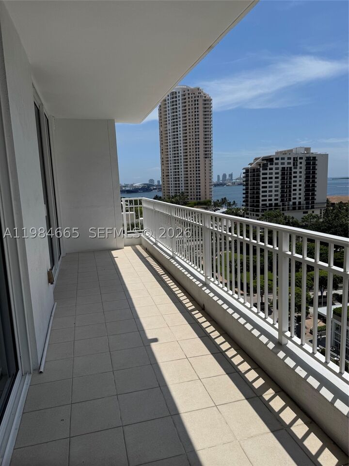 Property Photo:  801 Brickell Key Blvd 1209  FL 33131 