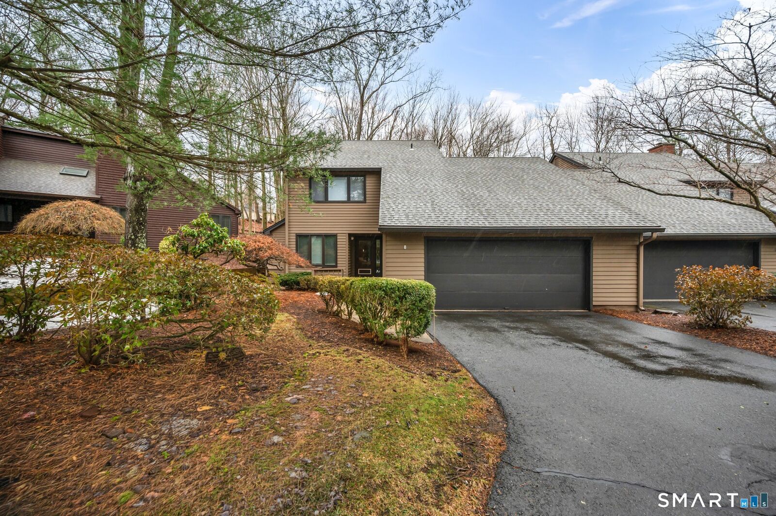 Property Photo:  8 Ironwood Road  CT 06117 