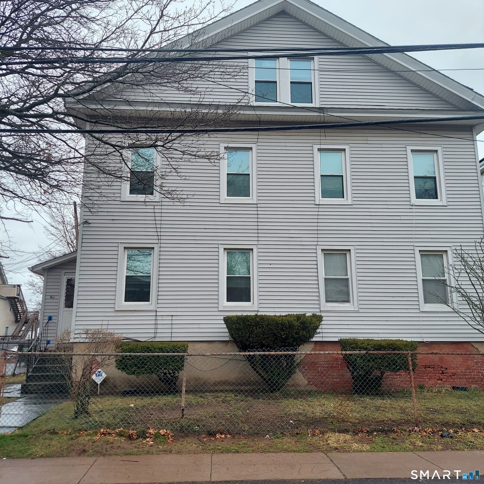 Property Photo:  58-60 Benton Street  CT 06114 