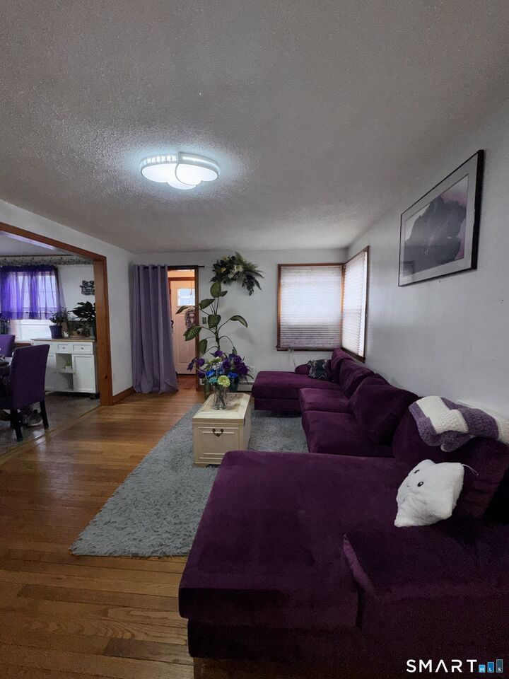 Property Photo:  45 Lawrence Street  CT 06066 