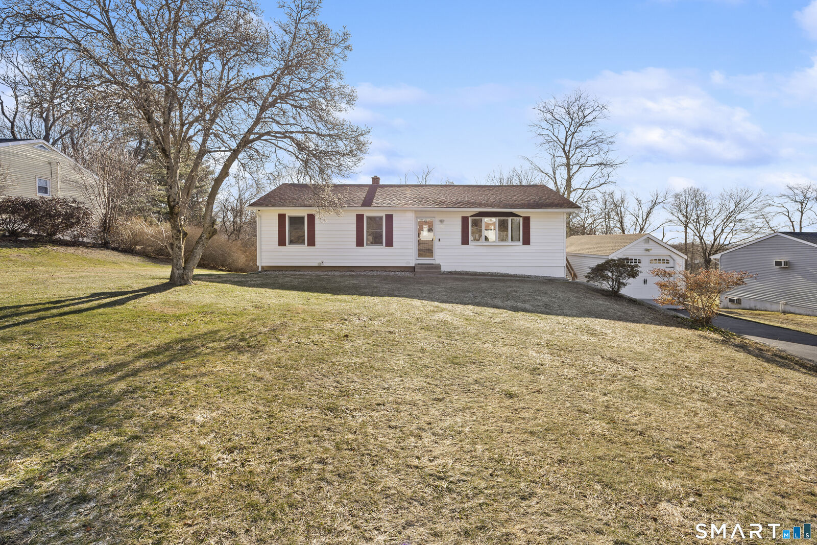 Property Photo:  32 Sandy Lane  CT 06716 