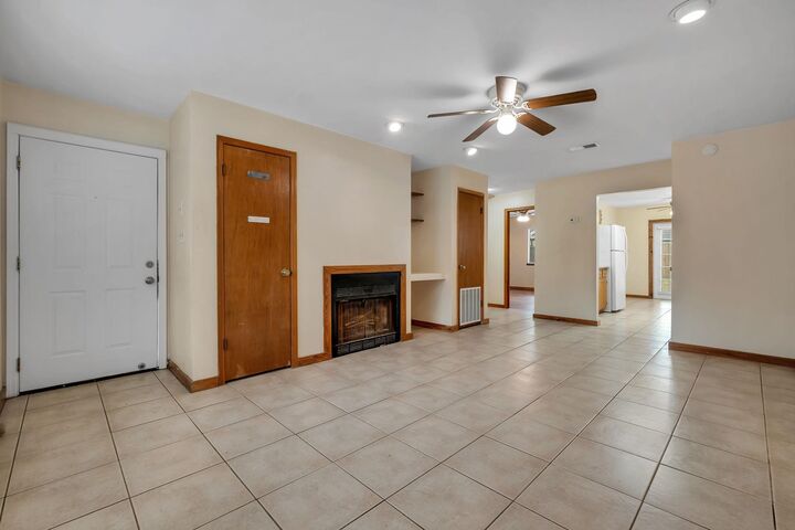 Property Photo:  2008 E Park Avenue  FL 32301 