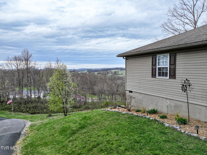 Property Photo:  144 Kelsey Peterson Road  TN 37659 