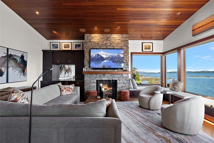 Property Photo:  10206 Surfside Pl  BC V8L 3R5 