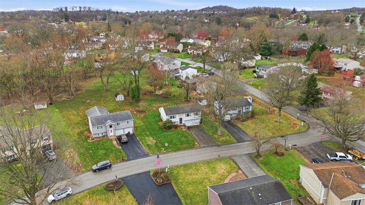 Property Photo:  106 Squirrel Hollow Rd  PA 15044 