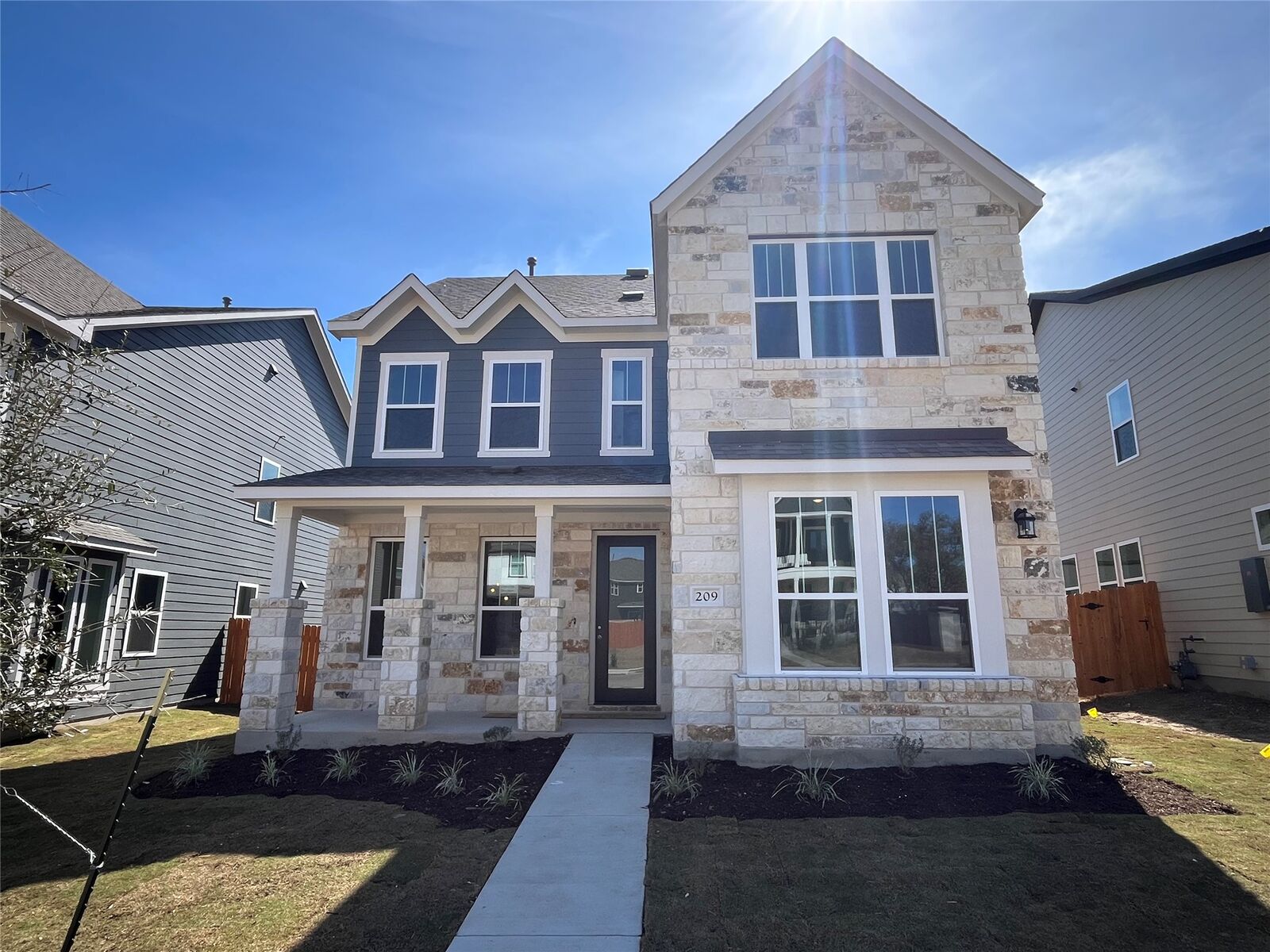 Property Photo: 209 Woodrow Lane TX 78642