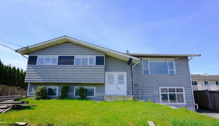 Property Photo: 1477 McCallum Road BC V2S 8B2