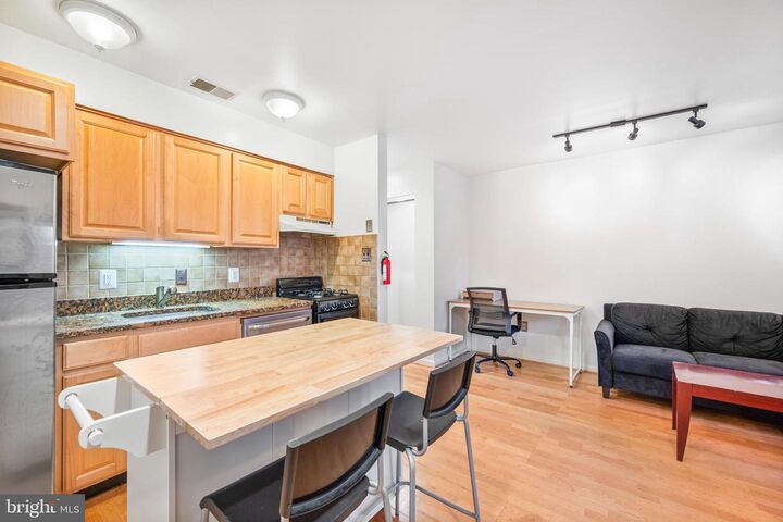 Property Photo:  1645 Park Road NW 2  DC 20010 