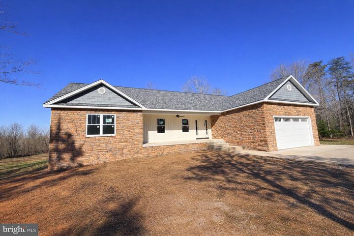 Property Photo: 6640 Lanes Corner Rd VA 22551