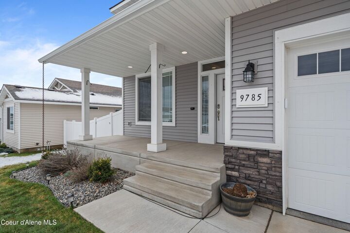 Property Photo:  9785 N Berkshire St  ID 83835 