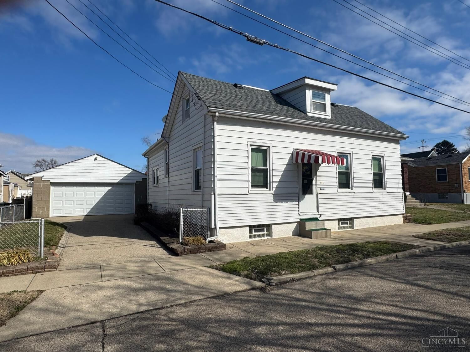 Property Photo:  314 Elm Street  OH 45215 