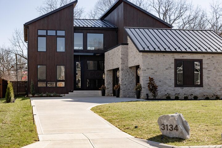 Property Photo: 3134 Asbury Drive OH 43221