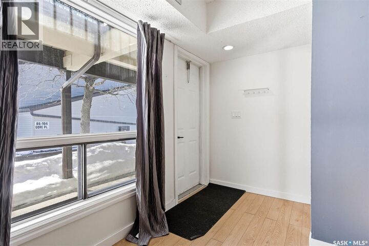 Property Photo: 126 Gore Place SK S4T 7S4