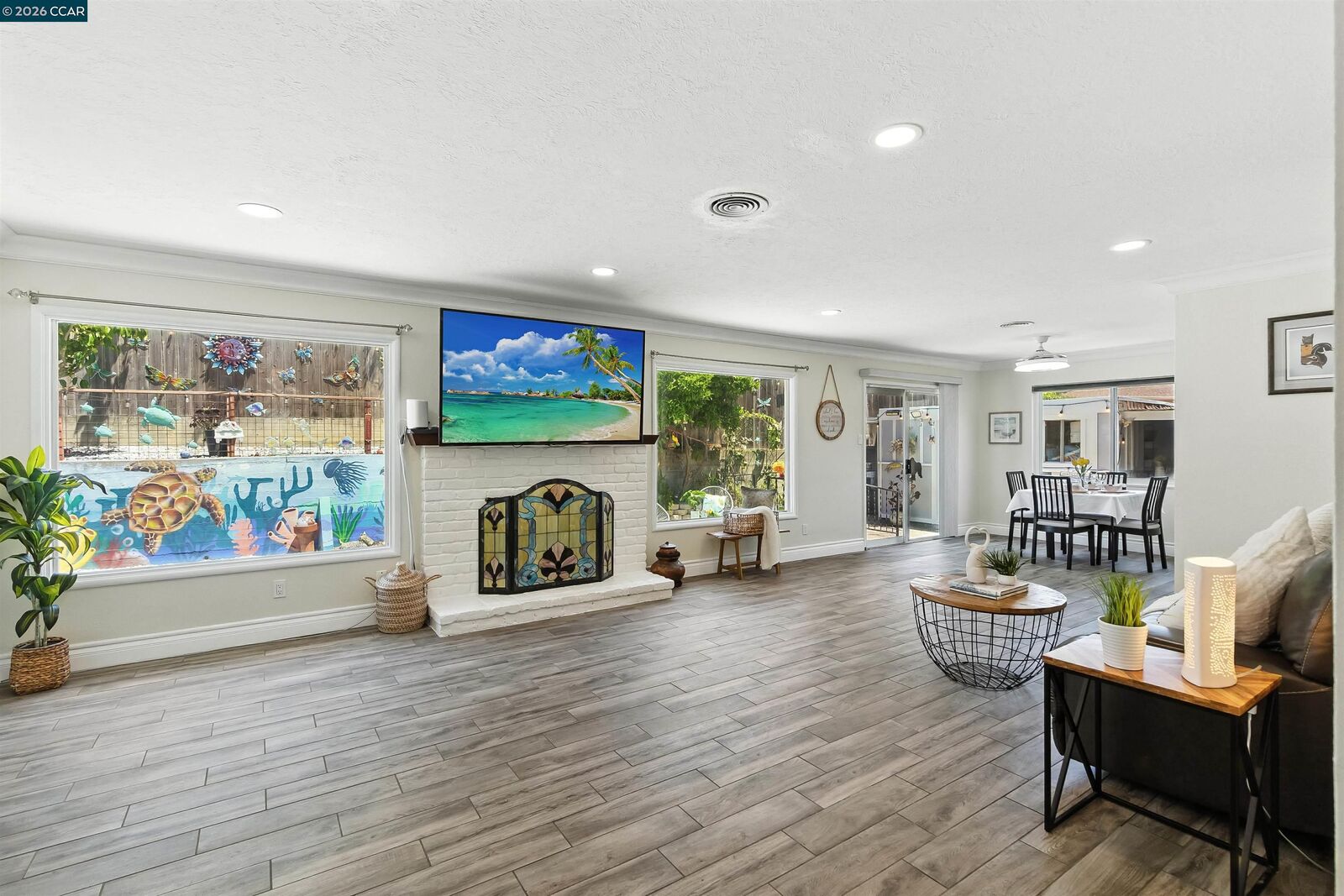 Property Photo: 1201 Valle Vista Ave CA 94589