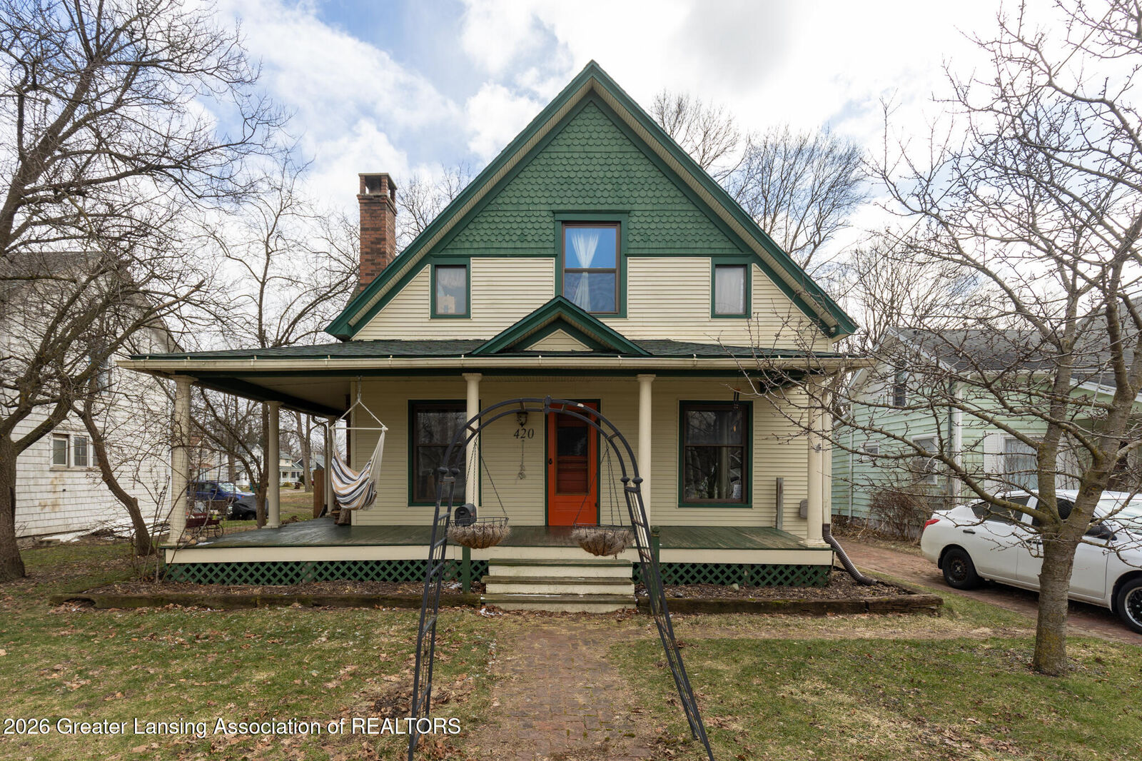 Property Photo: 420 E Henry Street MI 48813