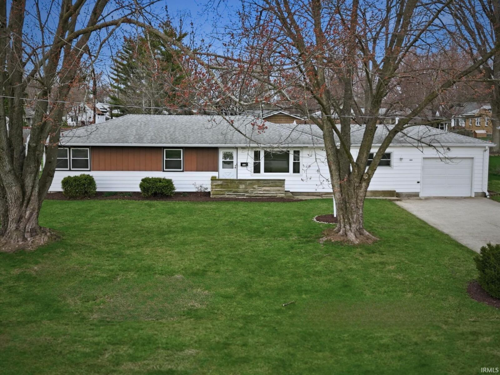 Property Photo:  7030 Avalon Drive  IN 46819-1352 
