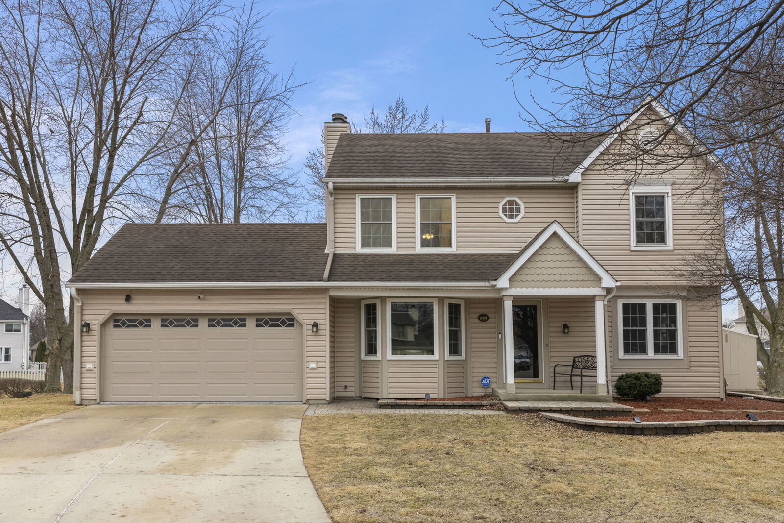 Property Photo:  1480 Colorado Avenue  IL 60506 