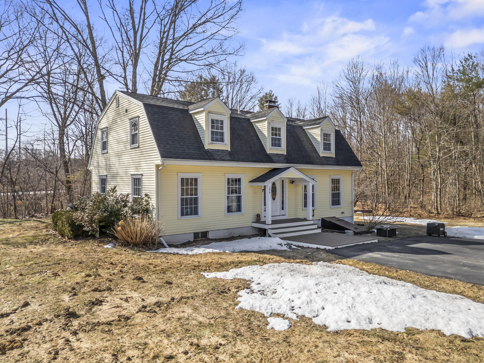 Property Photo: 296 Dow Highway ME 03908