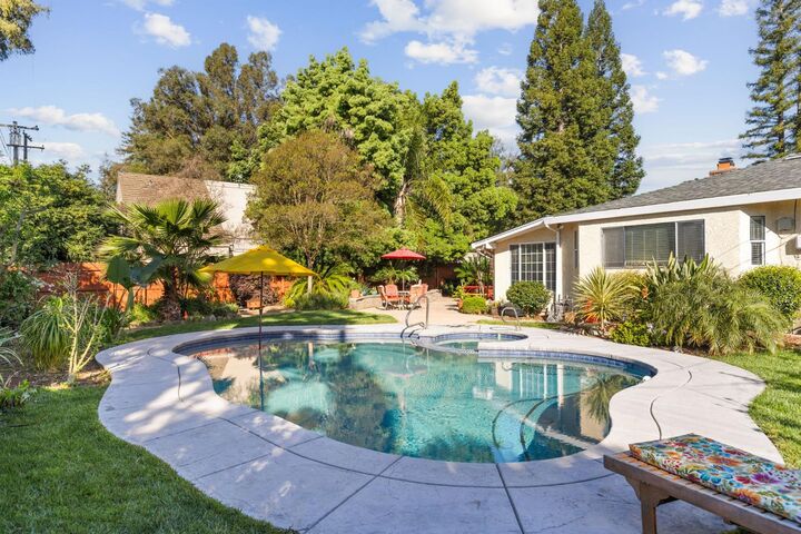 Property Photo:  5108 Laurelview Avenue  CA 95608 