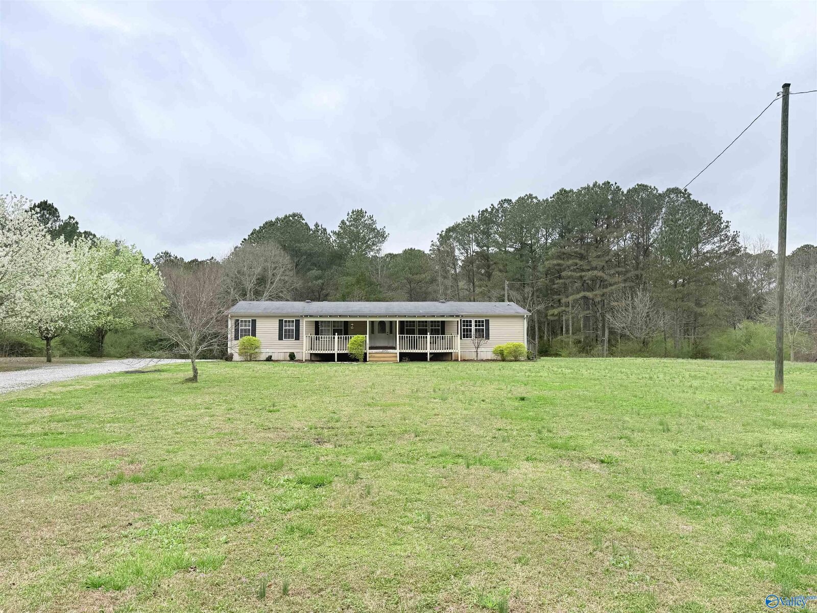 Property Photo:  64 Bowers Road  AL 35775 