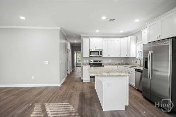 Property Photo:  54 SW Pear Street  GA 31316 