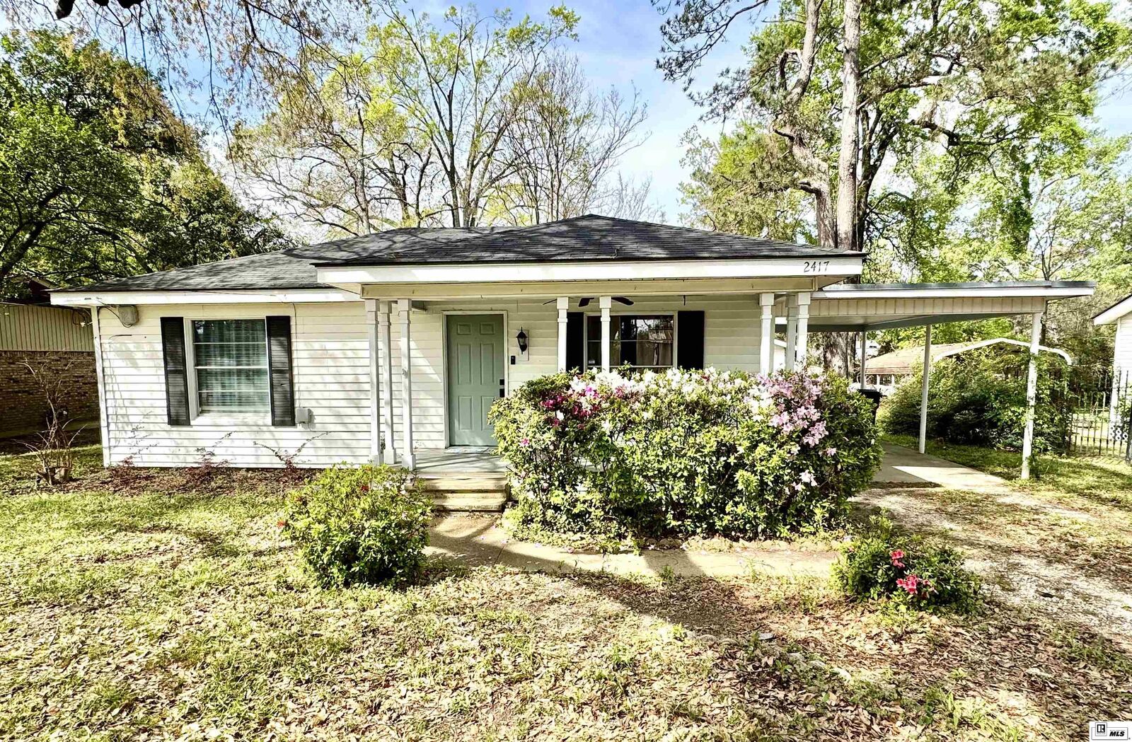 Property Photo: 2417 N 9th Street LA 71291