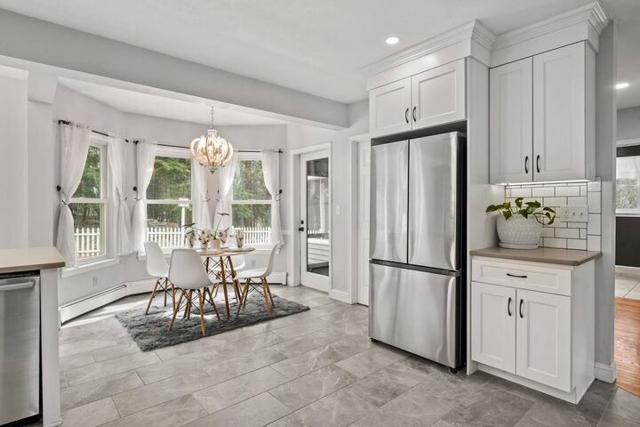Property Photo: 71 Deerwood Hollow NH 03036