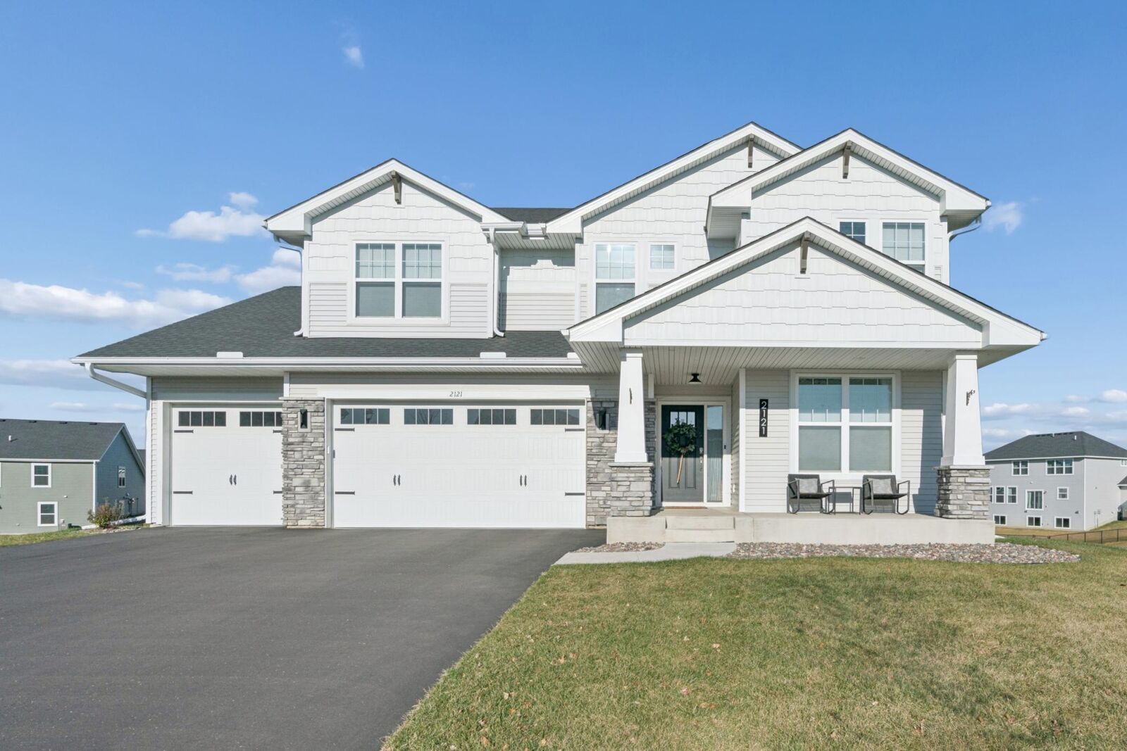 Property Photo:  2121 Johanna Circle  MN 55038 