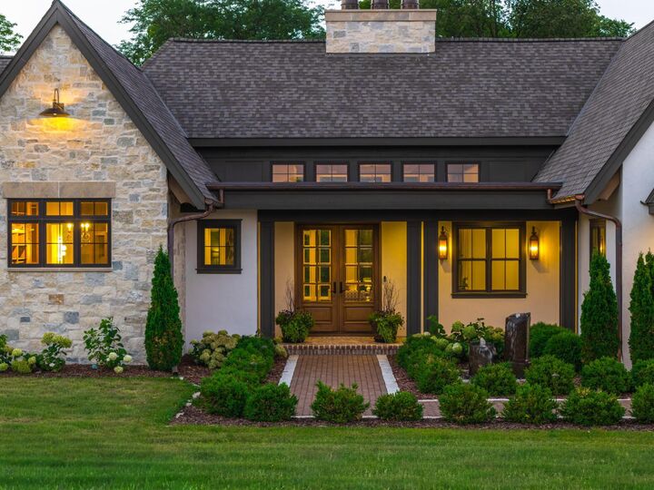 Property Photo:  4972 Bridgevine Way  MN 55359 