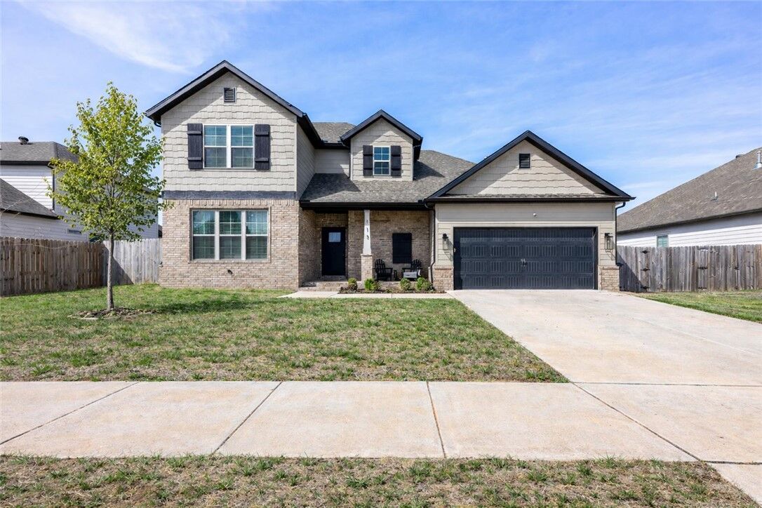 Property Photo: 113 Dobson Street AR 72751