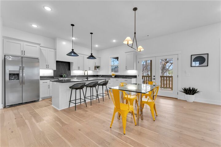 Property Photo: 1421 Lee Street AR 72751