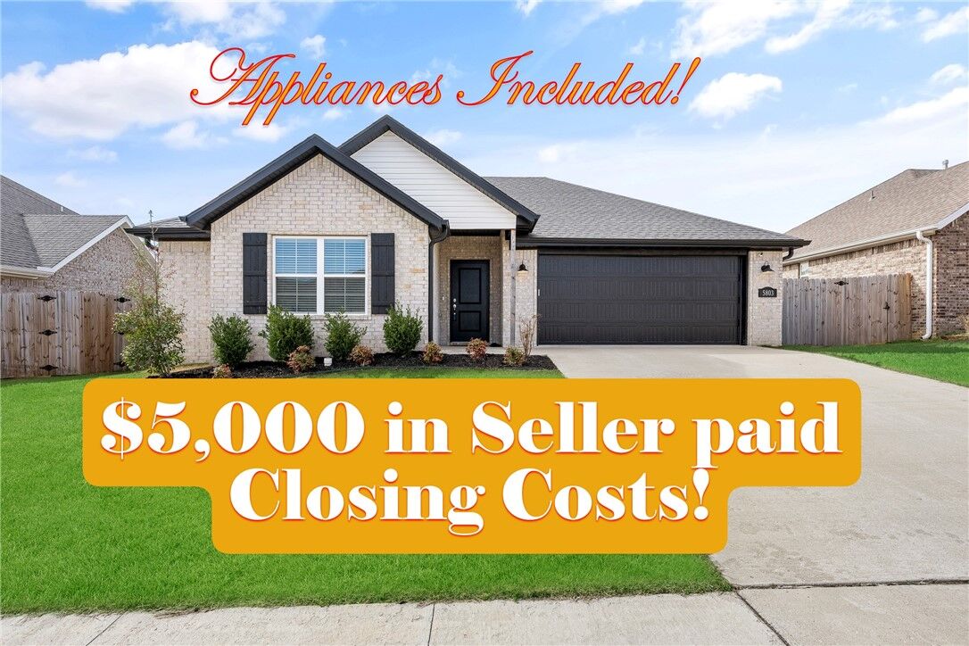 Property Photo:  5803 SW Peaceful Avenue  AR 72713 