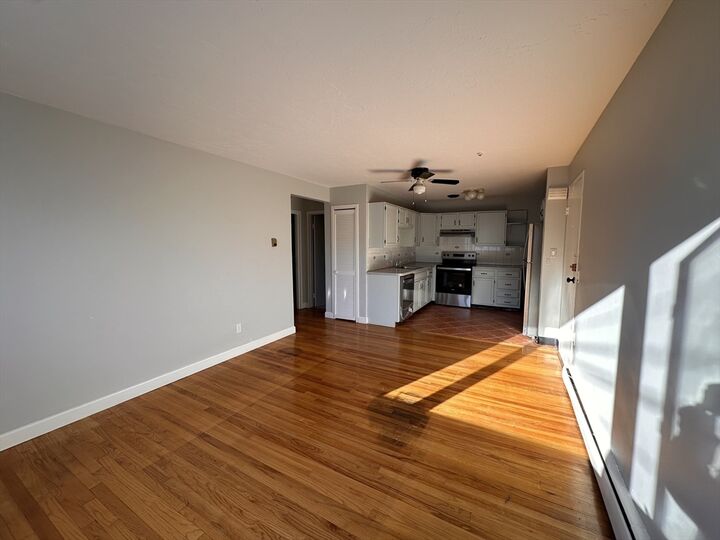 Property Photo:  133 Warren St 8  MA 02472 