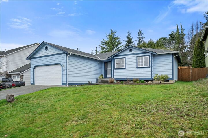 Property Photo: 6809 77th Avenue NE WA 98270