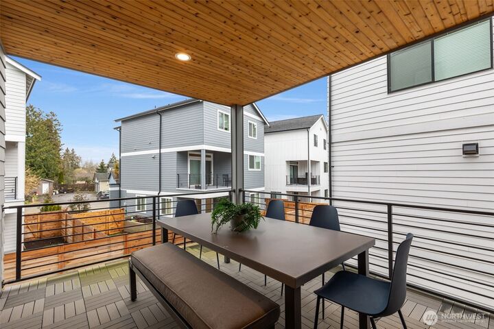 Property Photo:  6738  21st Avenue SW  WA 98106 