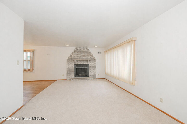 Property Photo: 14 Montreal Avenue NY 10306