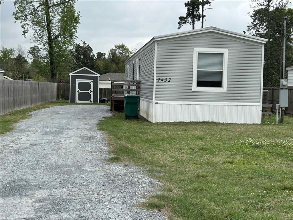 Property Photo: 2432 Gulfway Boulevard LA 70669