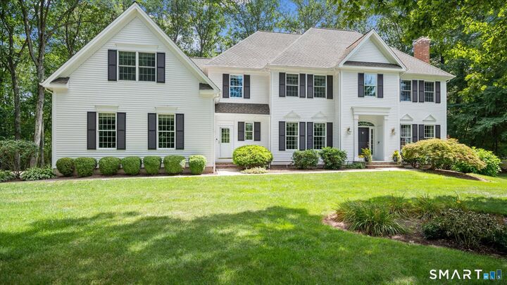 Property Photo:  7 School House Lane  CT 06070 